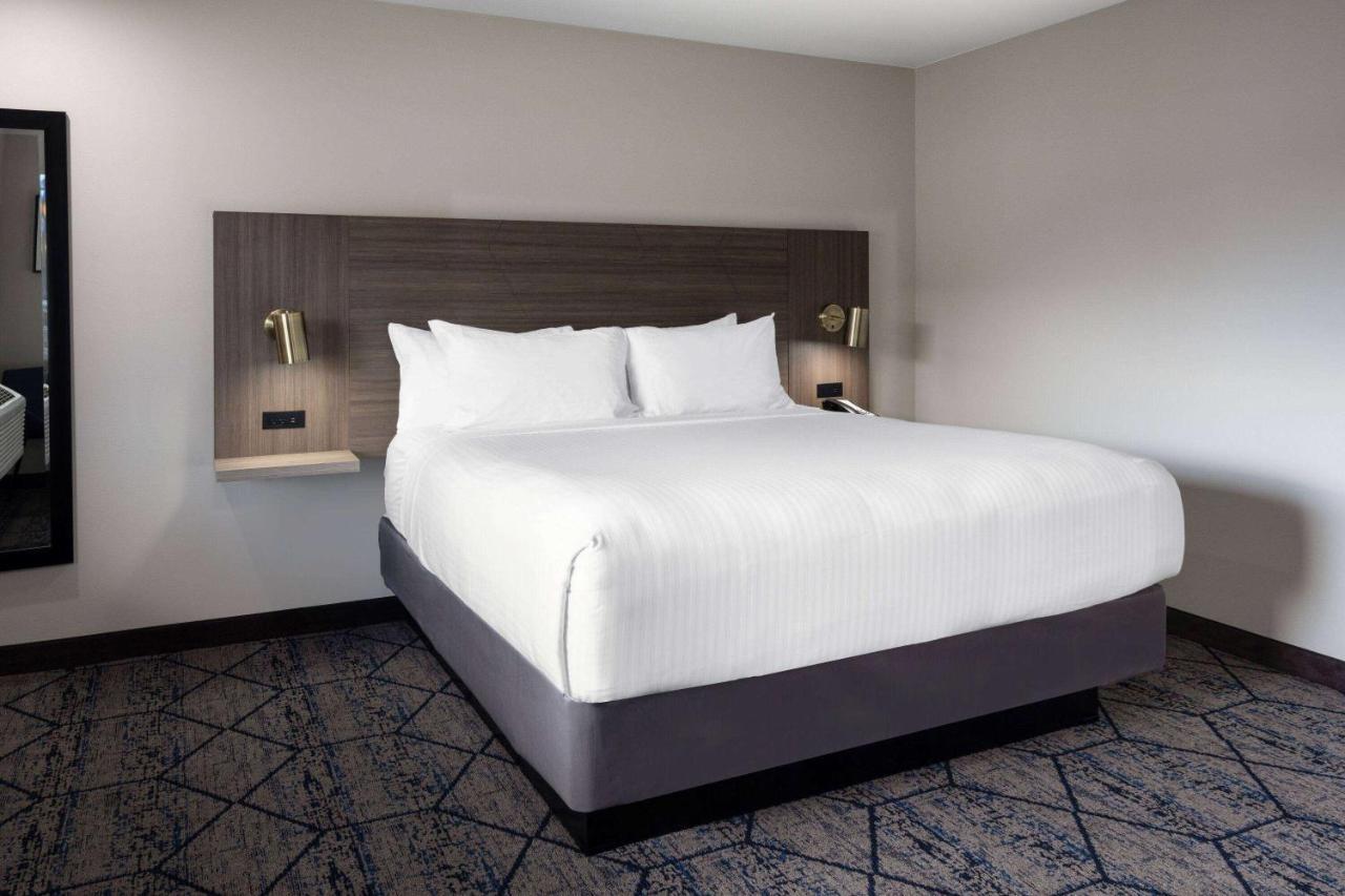 Ramada By Wyndham Modesto Yosemite Area Hotel Luaran gambar
