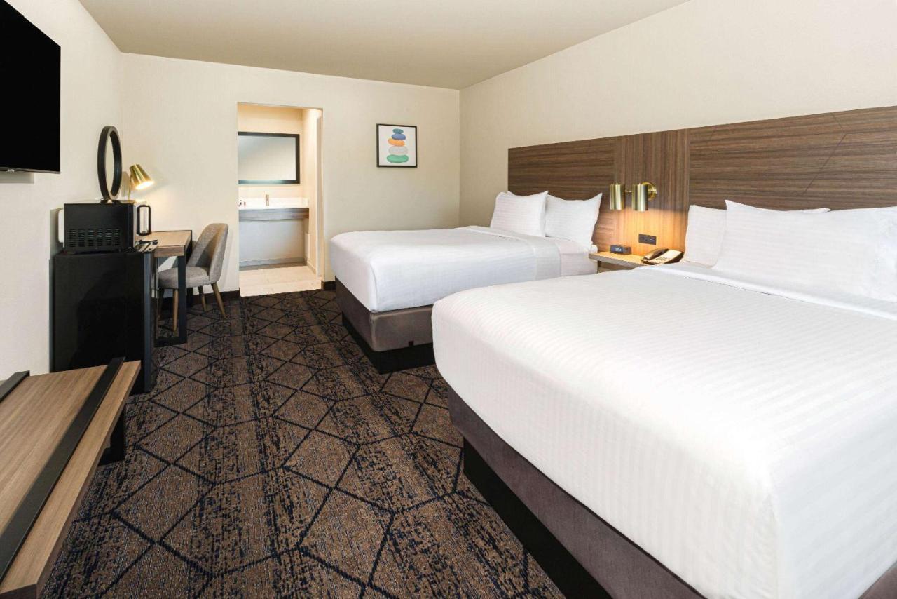 Ramada By Wyndham Modesto Yosemite Area Hotel Luaran gambar