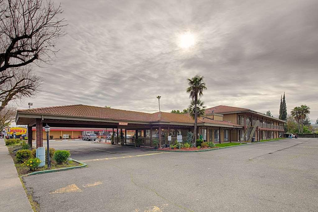 Ramada By Wyndham Modesto Yosemite Area Hotel Luaran gambar